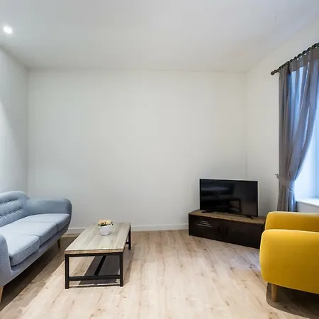 Apartment Lanza