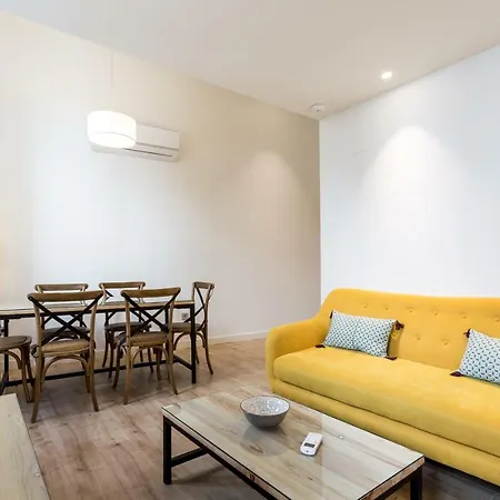 Lanza Apartment *