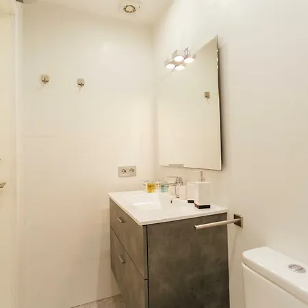Minimalism And Modern- 2bd 1bth- Setas Appartamento