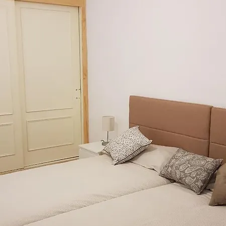 Mendoza Rios Apartment Seville