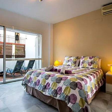 Descubrehome Sol Puerta Del Osario Terraza Privada Apartamento