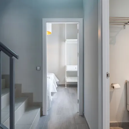 - Torre Del Oro B Apartment *