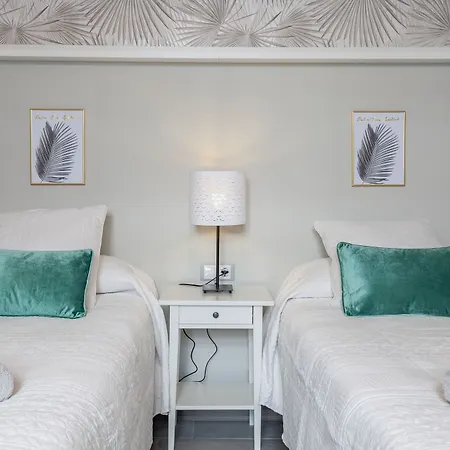Apartment - Torre Del Oro B