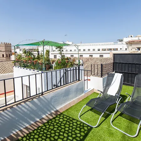- Torre Del Oro B Apartment *