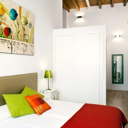 Singular Castellar * Seville