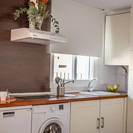 Apartment Next To The Mushrooms, Very Bright Penthouse. *