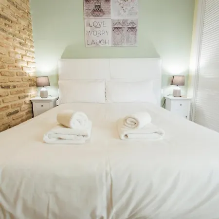 Penthouse Macasta 2bd * Seville
