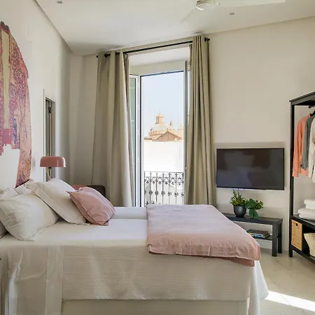 Santa Paula Pool & Luxury * Seville