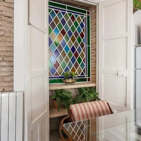 Apartamento Pequeño Palacete Calle Santas Patronas *