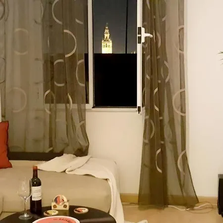 Apartment Calle Martin Villa * Siviglia